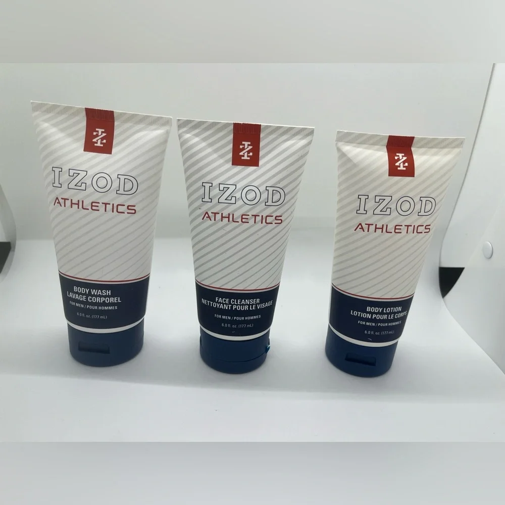 IZOD 4pc Kit Toiletry Set Travel Body Wash&Lotion,‎ Face Cleanser& Mesh Sponge.